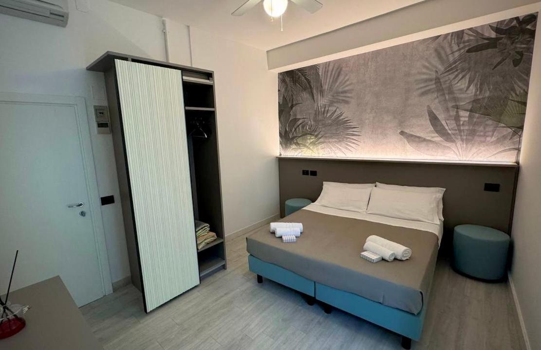 Hotel Eden B&B Cattolica Exterior foto