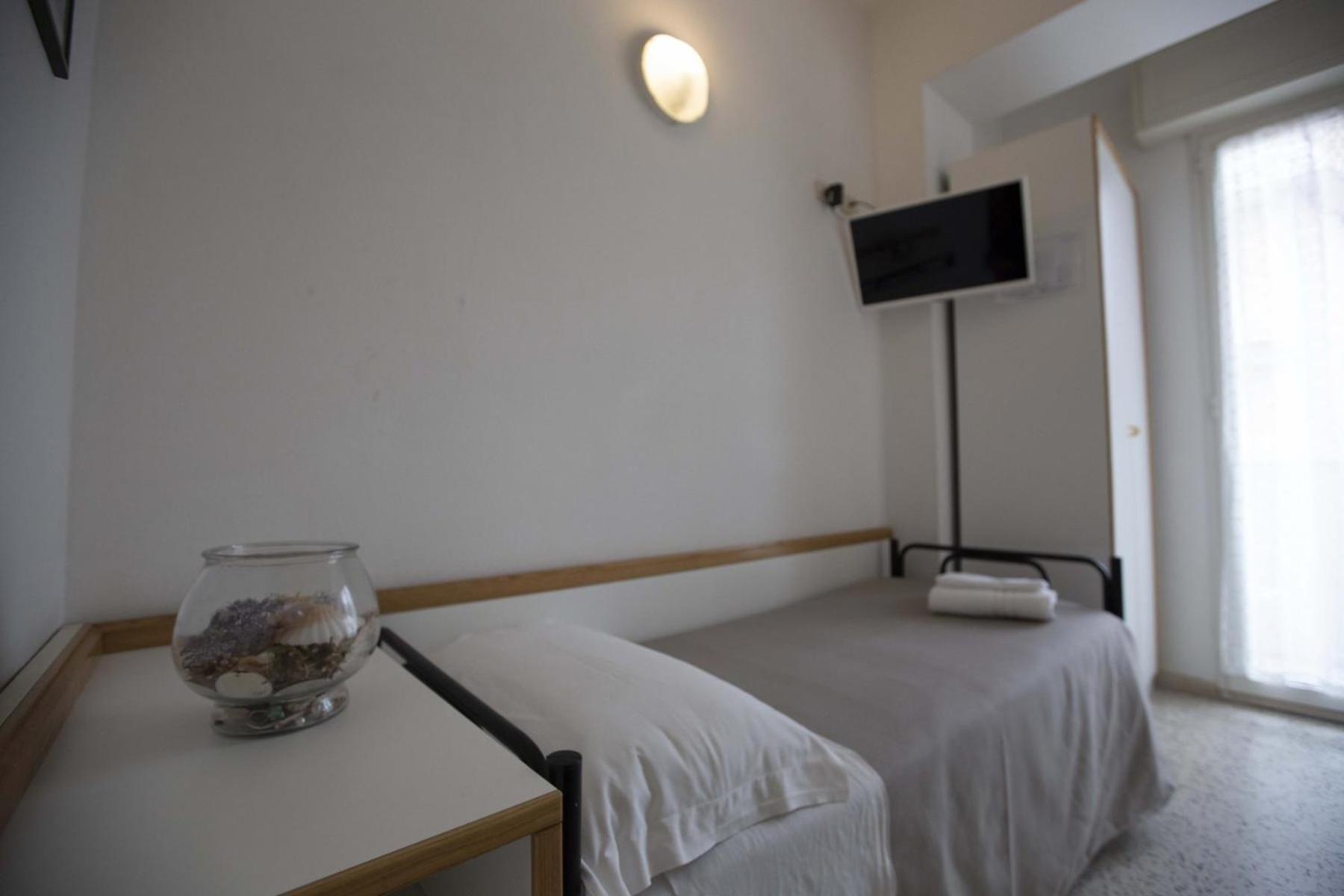 Hotel Eden B&B Cattolica Exterior foto